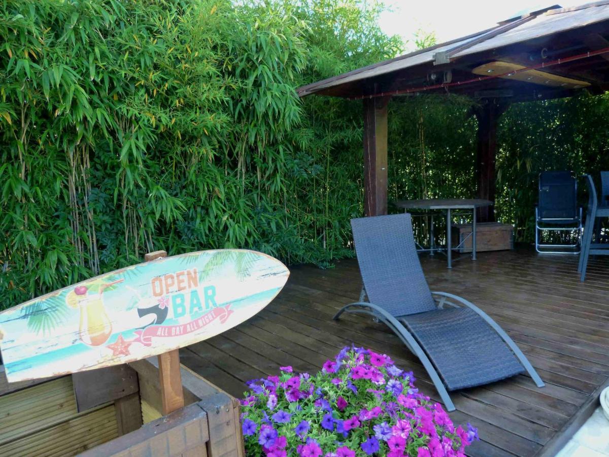 Les Bambous B&B Levens Екстериор снимка