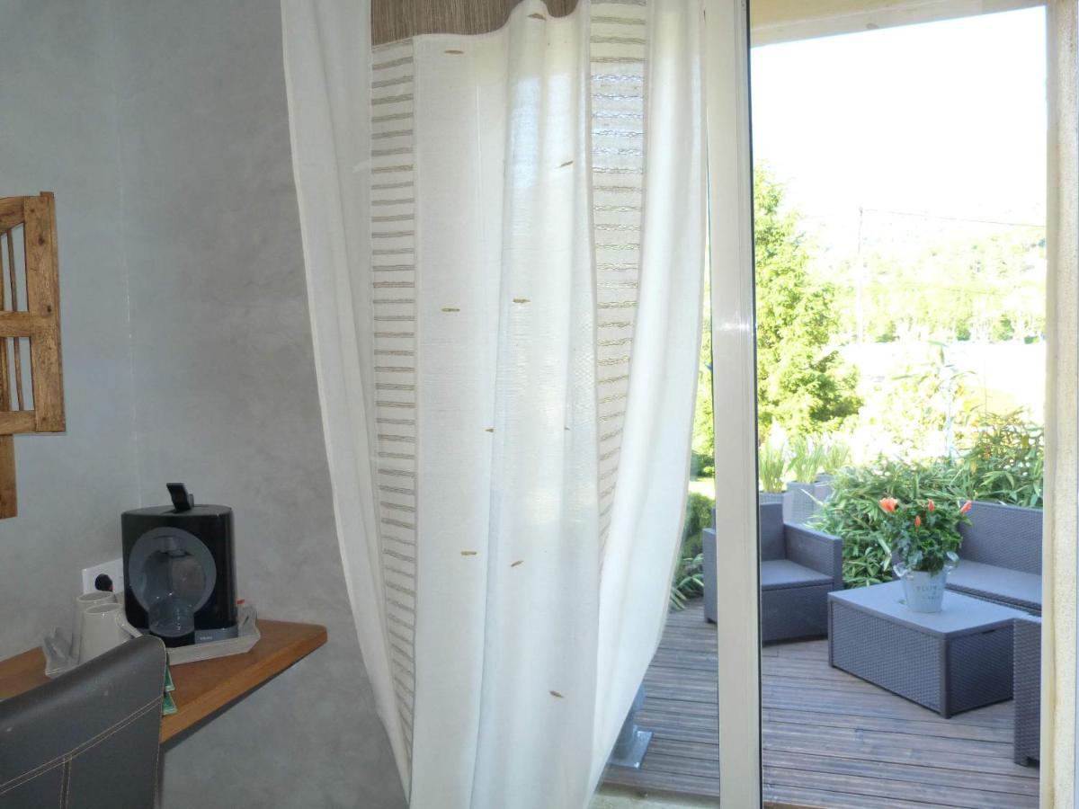Les Bambous B&B Levens Екстериор снимка