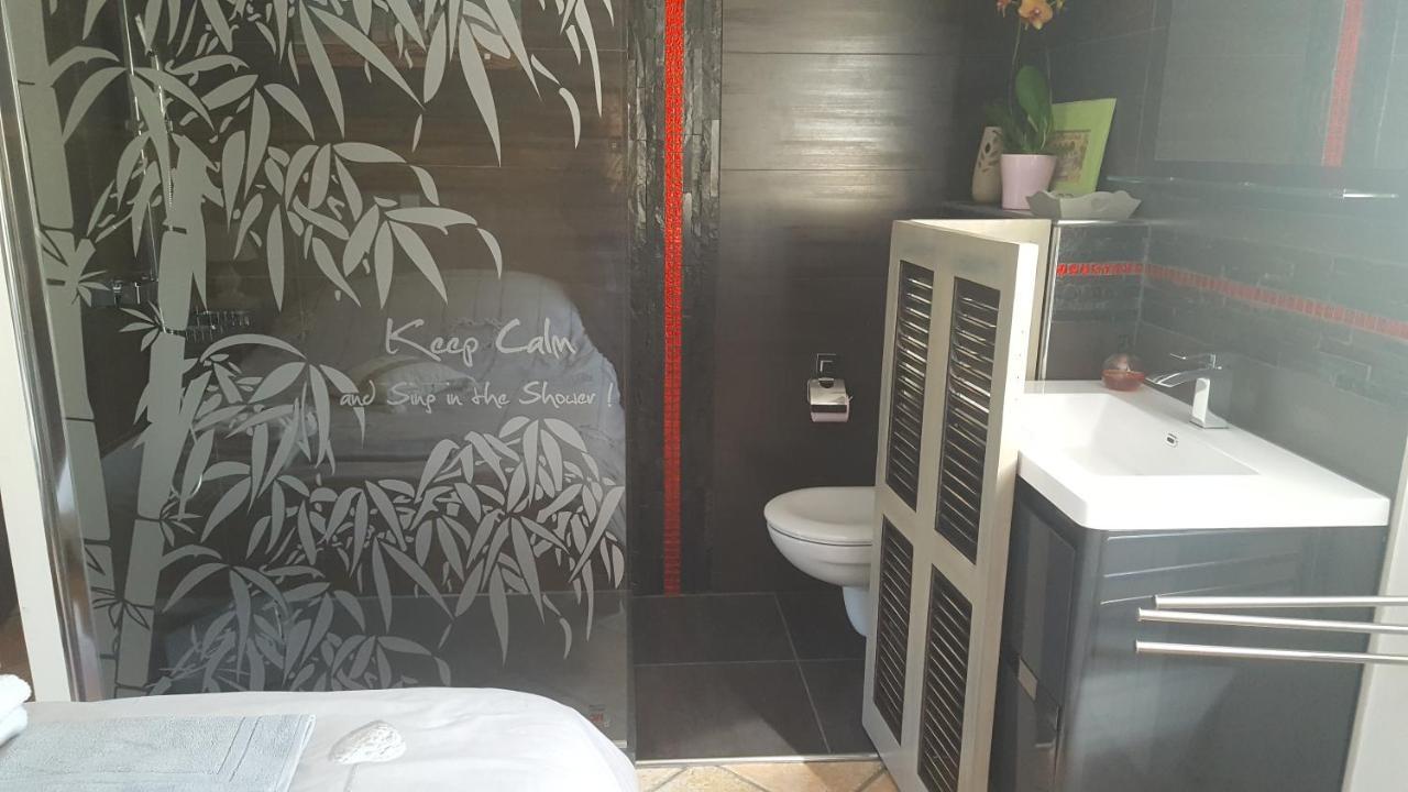 Les Bambous B&B Levens Екстериор снимка